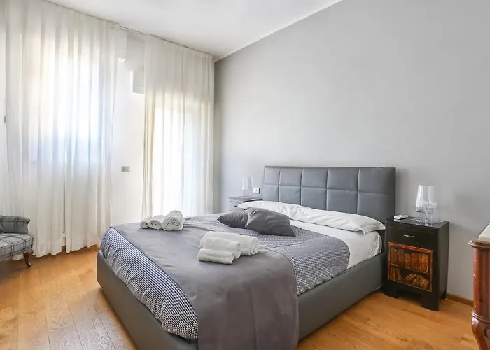Luxury Pontevecchio Duplex 5 Stars Apartment